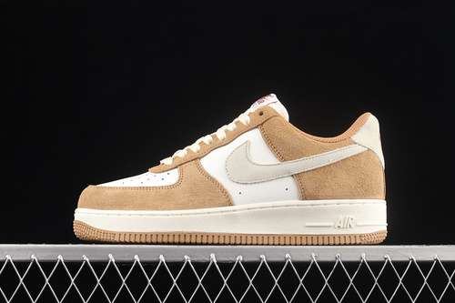 300BQ8988104AIR FORCE 1 LOW 07 WHEATWHEATWHITEWOMAN3639MAN4045