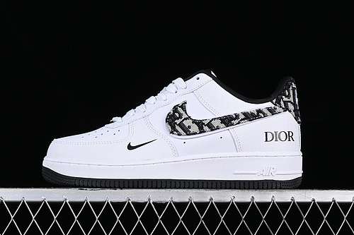320DR6239837AIR FORCE 1 07 LOW WHITEBLACKGREYWOMAN3639MAN4045