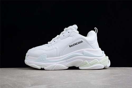 470524039W15C2BALENCIAGA TRIPLE S SNEAKERS WHITEWHITEBLACKWOMAN3539MAN4046