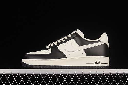 340FG5969806AIR FORCE 1 07 LOW WHITEBLACKWHITEWOMAN3639MAN4045