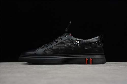 45043194202JPO60531GUCCI ACE EMBROIDERED SNEAKERS BLACKBLACKBLACKMAN3844
