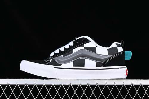 230VN0009QCCJJVANS CLASSICS KNU SKOOL 2023 WHITEGREYBLACKWOMAN3539MAN4044