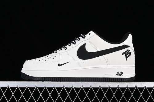 320PF9055754AIR FORCE 1 07 LOW BLACKWHITEWOMAN3639MAN4045