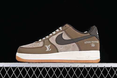 320BA8806224AIR FORCE 1 07 LOW WHITEGREYBROWNWOMAN3639MAN4045