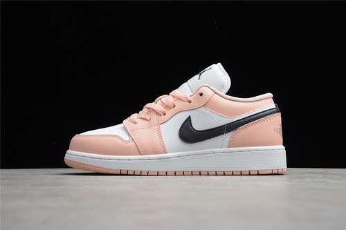 290553560800CJ AIR JORDAN 1 LOW GS LIGHT ARCTIC PINKWHITEBLACKWOMAN35540