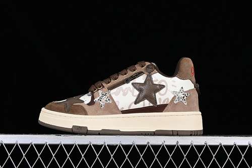 430KSH221011KAALIXTO WHITEBROWNREDWOMAN3539MAN4045