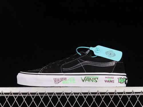 250VN0A5KXDMCGSK8LOW SHOES BLACKBLACKWHITEWOMAN3539MAN4044