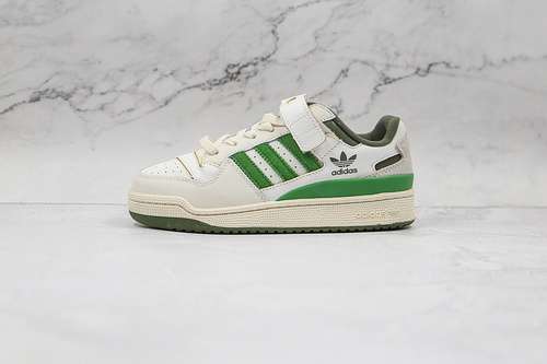 300FY8683FORUM 84 LOW SHOES CLOUD WHITECREW GREENWILD PINEWOMAN3639MAN4044