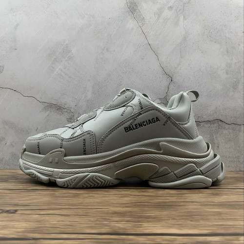 470BALENCIAGA TRIPLE S SNEAKER DADSHOE LIGHT GREYLIGHT GREYBLACKWOMAN3539MAN4046