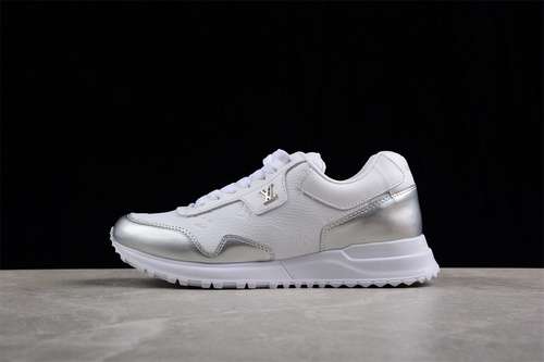 4300317174H56LV RUN AWAY SNEAKERS WHITEWHITESILVERWOMAN3539MAN4045