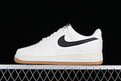 300CW2288111AIR FORCE 1 07 LOW WHITEBLACKBROWNWOMAN3639MAN4045