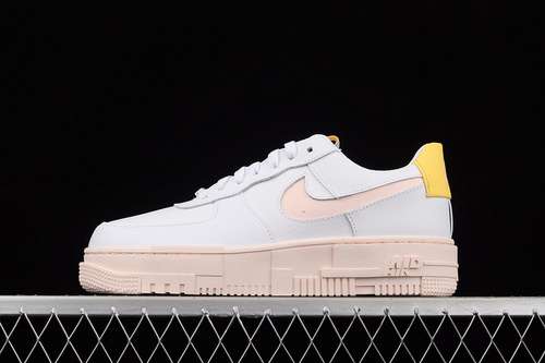 340DM3054100AIR FORCE 1 PIXEL WHITESAILORANGE PEARLARCTIC ORANGEUNSIEX3645