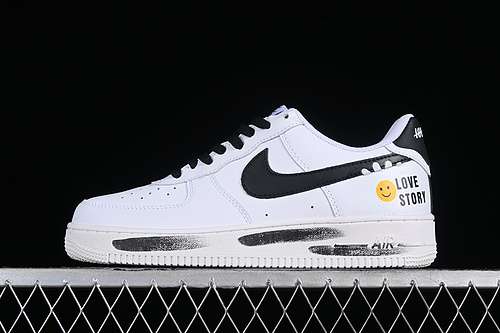 280DD5220176AIR FORCE 1 07 LOW WHITEBLACKGOLDWOMAN3639MAN4045