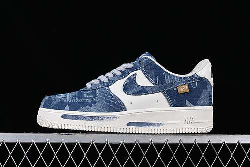 320FB0607088AIR FORCE 1 07 LOW BLUEWHITEWOMAN3639MAN4045