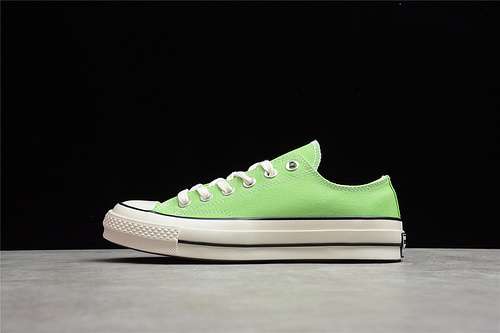 220174956CCHUCK TAYLOR ALLSTAR LOW LIGHT GREENWHITEEGRETWOMAN3539MAN4044