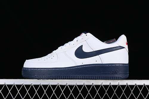 300FC1688137AIR FORCE 1 07 LOW USA WHITEBLUEREDWOMAN3639MAN4045