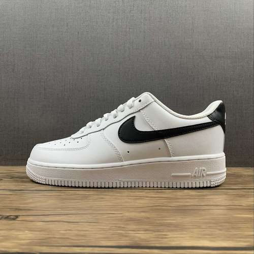 270CT2302100AIR FORCE 1 LOW 07 WHITEWHITEBLACKWOMAN3639MAN4045