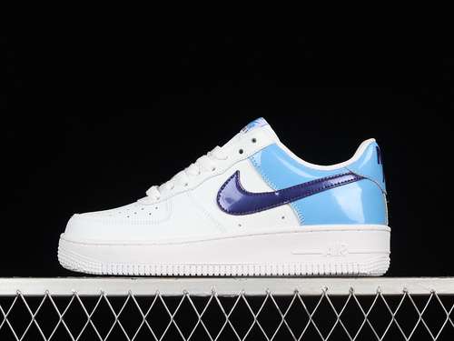 300DJ9942400AIR FORCE 1 LOW 07 BLUE PATENT SWOOSHES WHITEBLUEWOMAN3639MAN4045