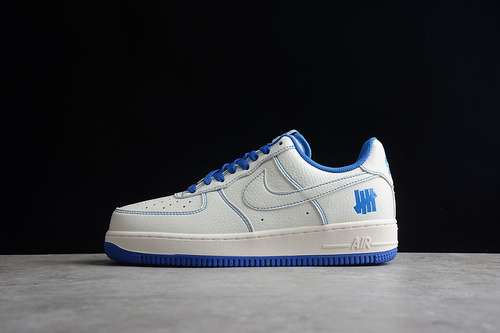 320UN1570680UNDEFEATED X AIR FORCE 1 LOW WHITEWHITEBLUEWOMAN3639MAN4045
