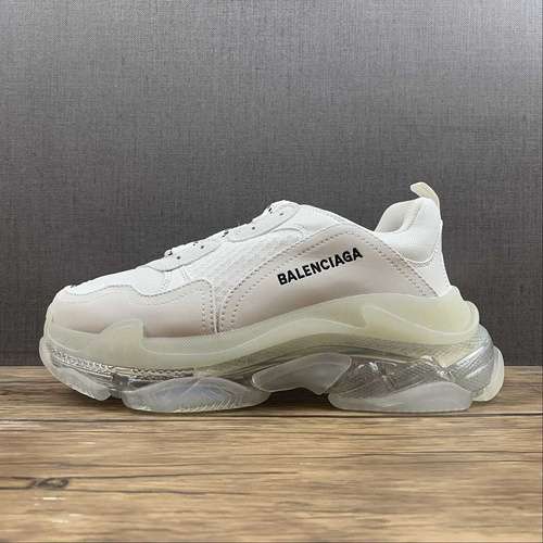 530BALENCIAGA TRIPLE S SNEAKER DADSHOE BEIGEWHITEWOMAN3539MAN4046