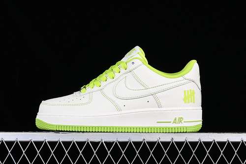 300UN1988888UNDEFEATED X AIR FORCE 1 07 LOW WHITEBEIGE BLUEWOMAN3639MAN4045