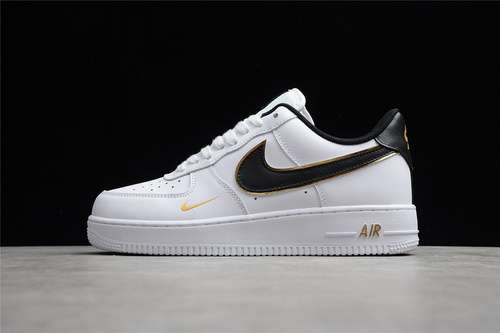 300DA8481100AIR FORCE 1 LOW 07 LV8 WHITEBLACKMETALLIC GOLDWOMAN3639MAN4045