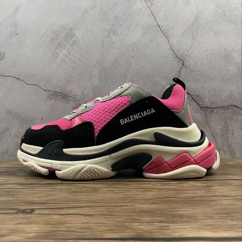 470BALENCIAGA TRIPLE S SNEAKERS PINKBLACKBEIGEWOMAN3539MAN4046