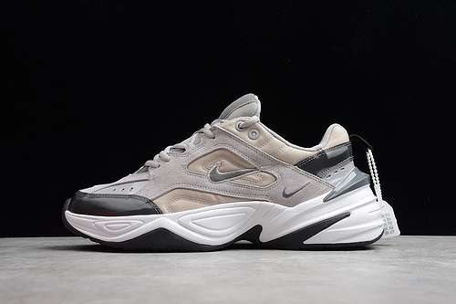 BV7075001THE M2K TEKNO ATMOSPHERE GREYSUMMIT WHITEGUNSMOKEWOMAN3639MAN4045OG138
