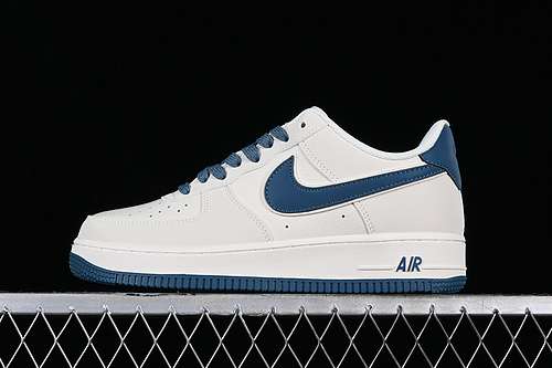 320GL6835012AIR FORCE 1 07 LOW WHITEGREYBLUEWOMAN3639MAN4045