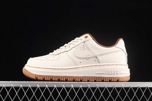 320DB4109200AIR FORCE 1 LUXE PECAN PEARL WHITEPECANGUM YELLOWPALE IVORYMAN4046