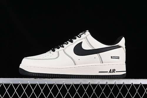 300CW2288111AIR FORCE 1 07 LOW GREYBLACKWOMAN3639MAN4045