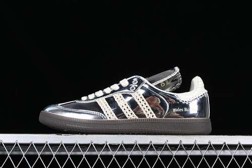 260IG8181ADIDAS WALES BONNER X SAMBA SILVER METALLICCREAM WHITEGREY ONEUNSIEX3645