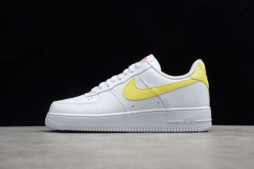 300315115160AIR FORCE 1 LOW 07 WHITELIGHT ZITRONBRIGHT MANGOUNISEX35545