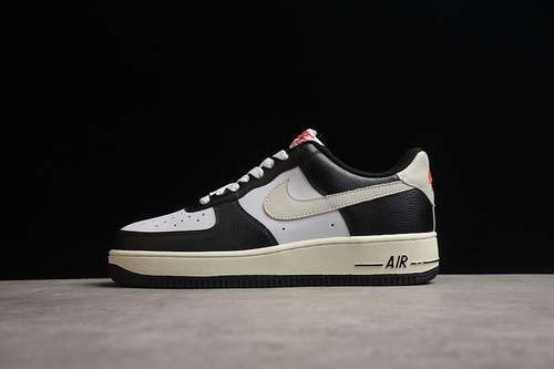 340DE0099001AIR FORCE 1 LOW 07 SU19 BLACKWHITEBLACKWOMAN3639MAN4045