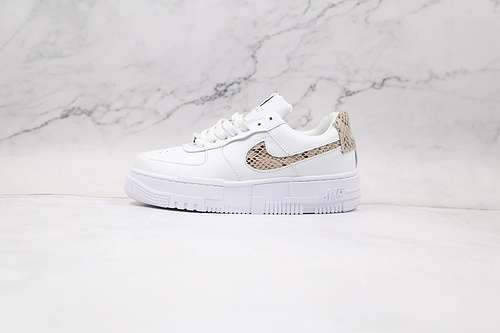 270CV8481101AIR FORCE 1 LOW PIXEL SAIL SNAKE SAILDESERT SANDCOLLEGE GREYMALTMAN4045