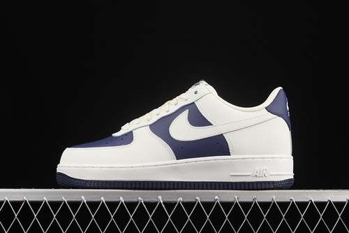 310AL2236106AIR FORCE 1 LOW 07 WHITEWHITENAVY BLUEWOMAN3639MAN4045