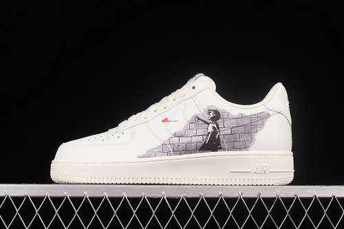 320LZ5988505AIR FORCE 1 LOW VALENTINES DAY WHITEWHITEBLACKWOMAN3639MAN4045