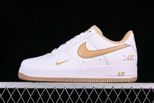 320MN5263122AIR FORCE 1 07 LOW GOLDWHITEWOMAN3639MAN4045