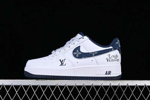 300DD8959100AIR FORCE 1 07 LOW WHITEBLACKBLUEWOMAN3639MAN4045