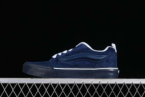 220VN0009QCBX9VANS CLASSICS KNU SKOOL BLUEWHITEWOMAN3539MAN4045