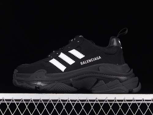 480W2FW11004ZG BALENCIAGA TRIPLE S SNEAKERS X AD BLACKBLACKWHITEUNSIEX3546