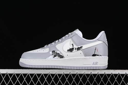320CW1888060AIR FORCE 1 07 LOW TOP OF THE PEAKS WHITEGREYBLACKWOMAN3639MAN4045