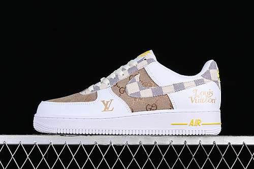 300CW2288111AIR FORCE 1 07 LOW WHITEBROWNGREYWOMAN3639MAN4045