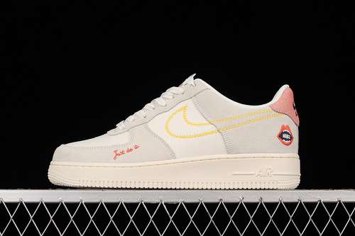 300DQ7656100AIR FORCE 1 LOW 07 WHITESAILBLEACHED CORALSOLAR FLAREUNSIEX3645