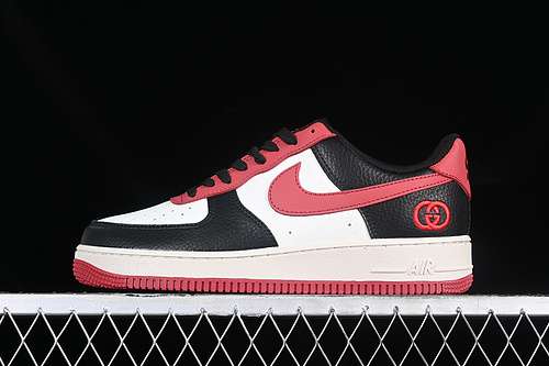 320CW2288111AIR FORCE 1 07 LOW WHITEREDBLACKWOMAN3639MAN4045