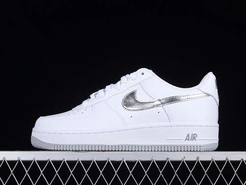 300DZ6755100AIR FORCE 1 LOW COLOR OF THE MONTH WHITEMETALLIC SILVERMETALLIC GOLD3645