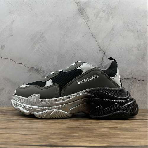 470BALENCIAGA TRIPLE S SNEAKER DADSHOE BLACKBLACKWHITEWOMAN3539MAN4046