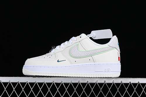 300FZ5052131AIR FORCE 1 07 LOW WHITEGREYGREENORANGEWOMAN3639MAN4045