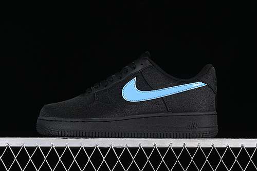 320CW2288111AIR FORCE 1 07 LOW BLACKBLUEWOMAN3639MAN4045