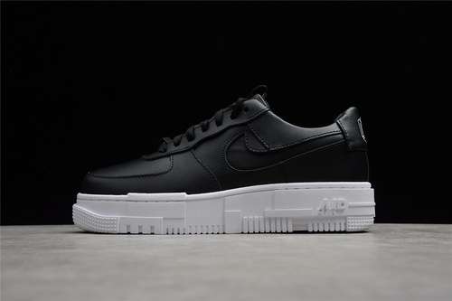 300CK6649001AIR FORCE 1 PIXEL BLACKWHITEBLACKBLACKWOMAN3639MAN4045